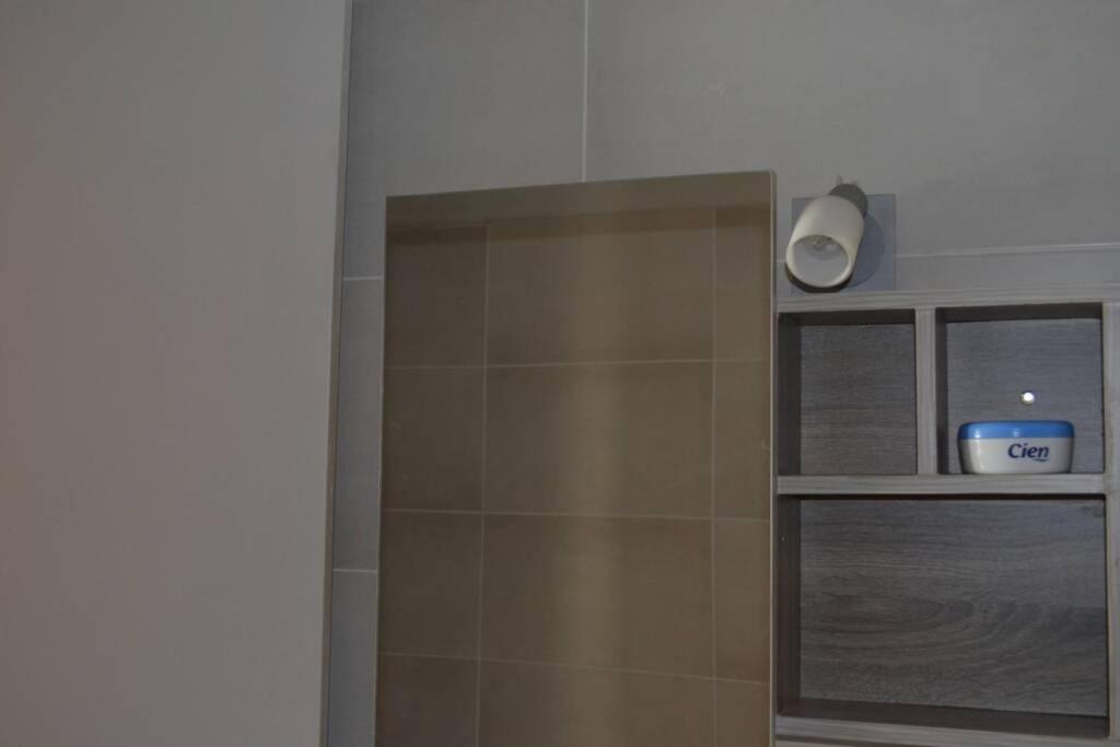 Paris House 2 Apartment Patras Luaran gambar