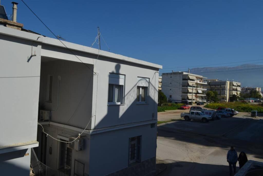 Paris House 2 Apartment Patras Luaran gambar